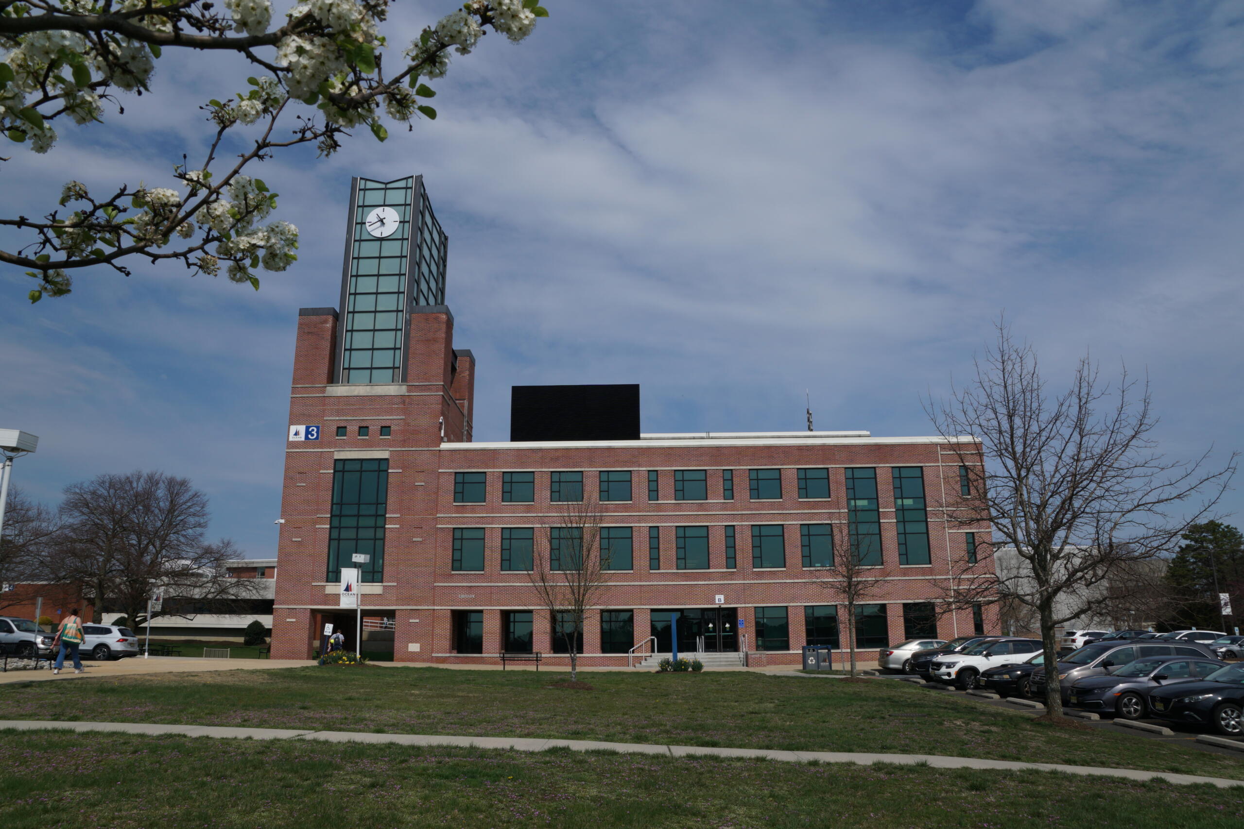 The H. Hovnanian Health Sciences Building